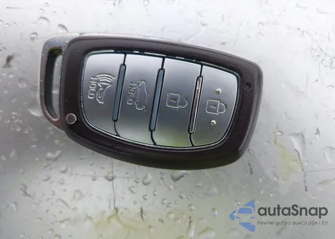 2019 Hyundai Elantra Value Edition z USA, uszkodzony, nr VIN 5NPD84LF0KH461738